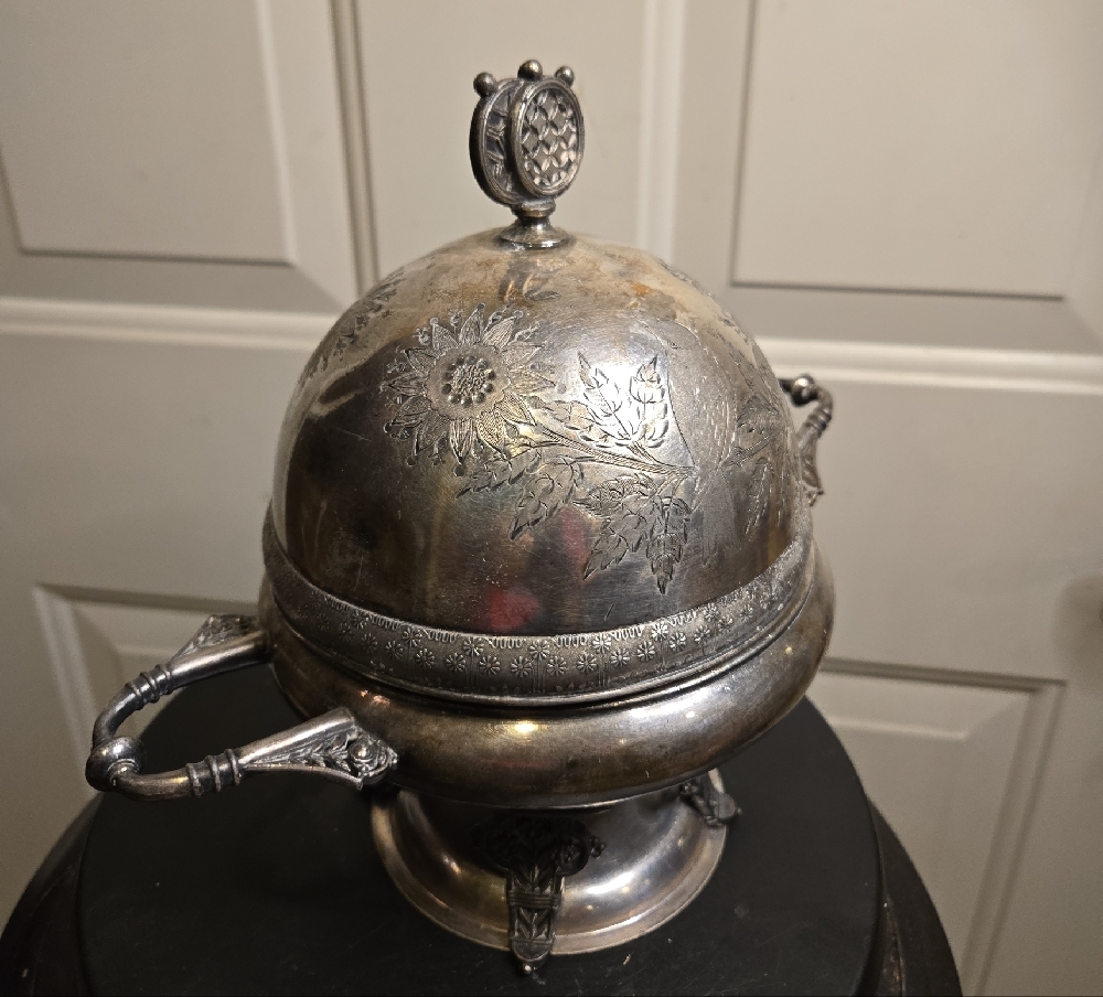 Ornate Meriden Quadruple Silver Plated Butter Dish W/ Lid Aesthetic Period - Picture 4 of 16